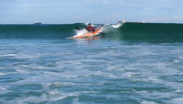 Leighton Beach surfing